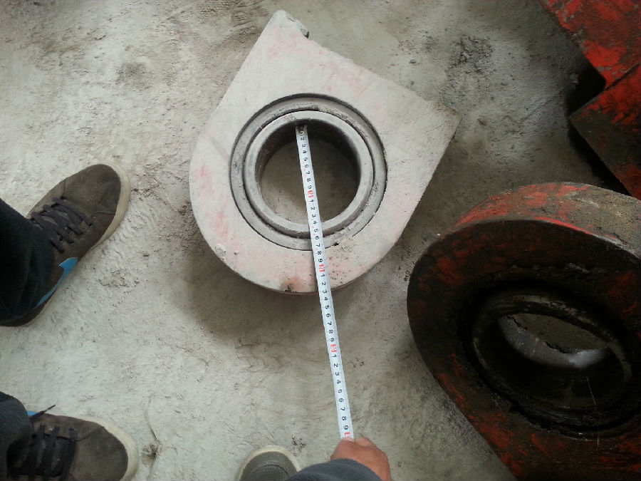 超細(xì)立磨機(jī)配件